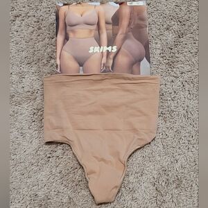 SKIMS Core Control Thong